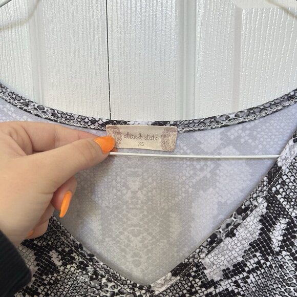 Altar’d State Womens Size XS Top Blouse Black White Snake Skin - Picture 3 of 6